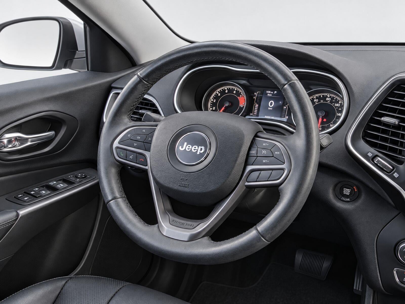 2021 Jeep Cherokee Latitude Lux