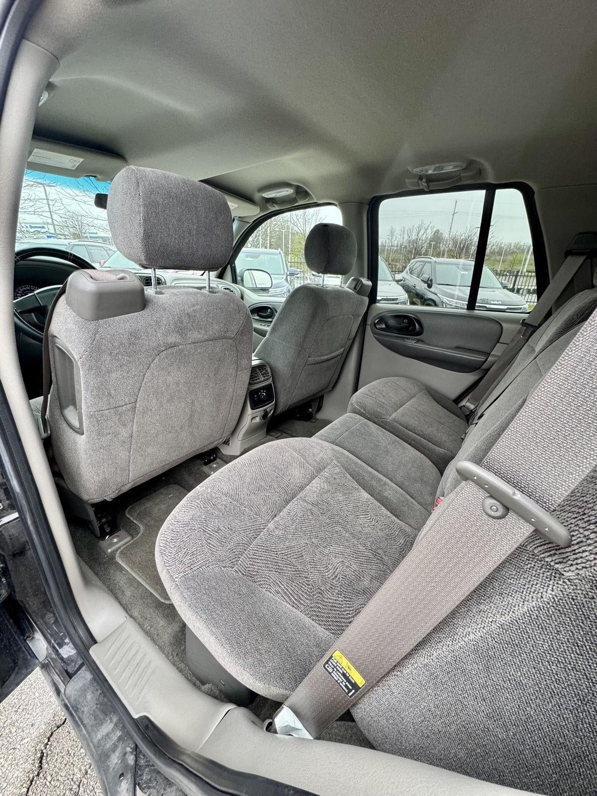 2004 Chevrolet TrailBlazer LS