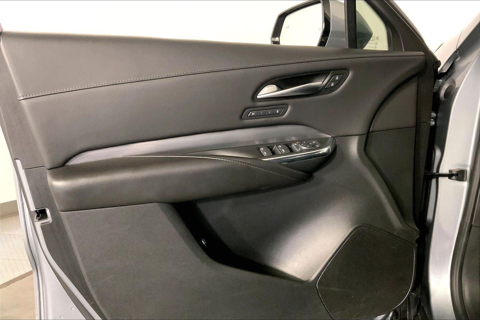 2024 Cadillac XT4 AWD Premium Luxury