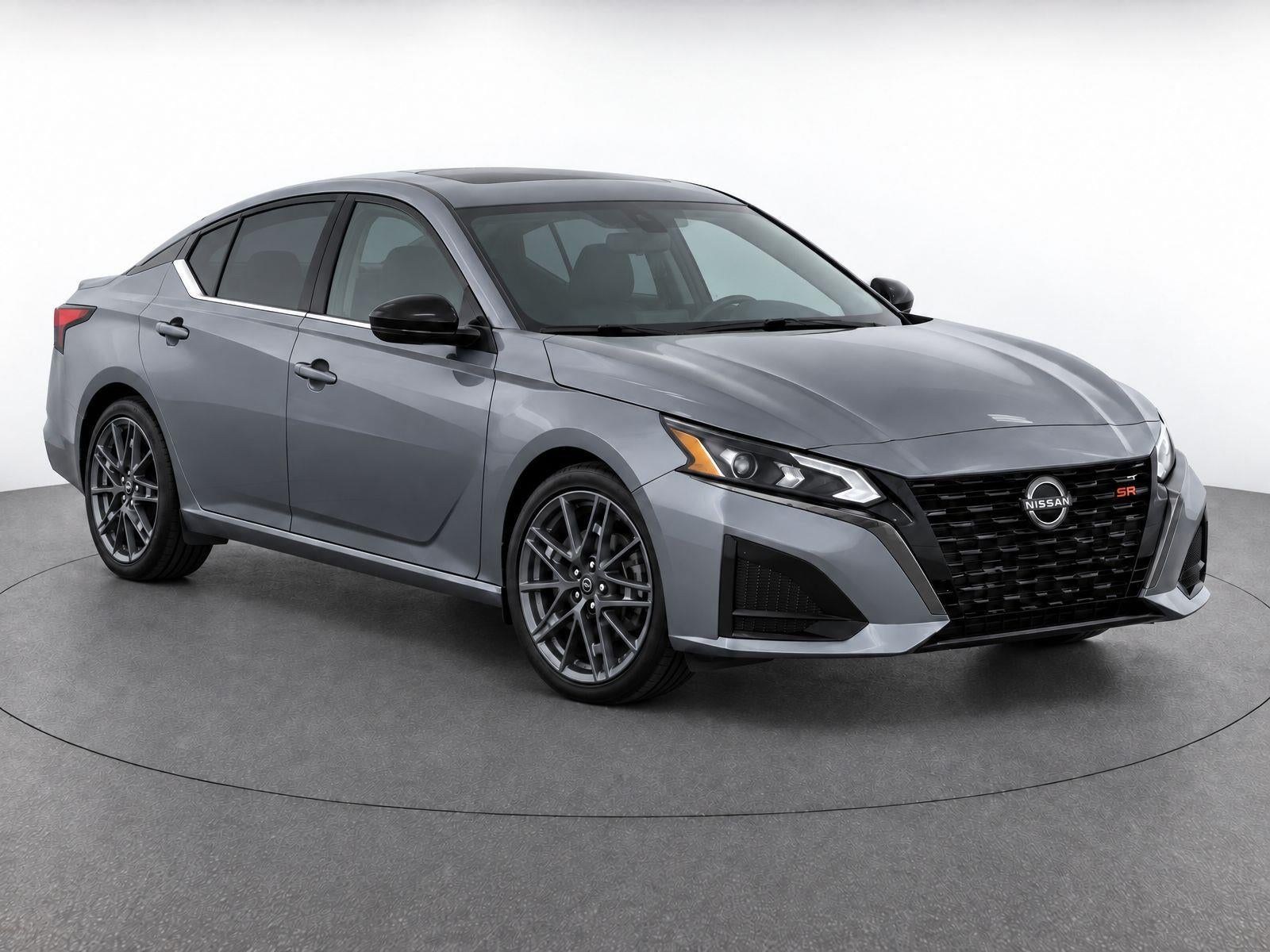 2023 Nissan Altima 2.0 SR