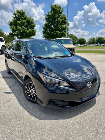 2023 Nissan LEAF S