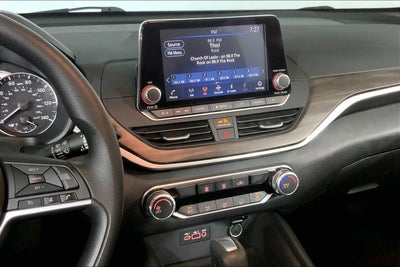 2025 Nissan Altima SV