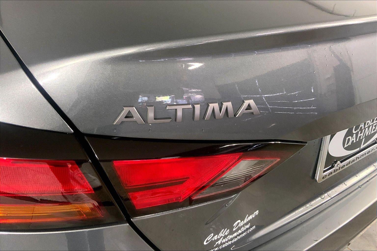 2025 Nissan Altima SV