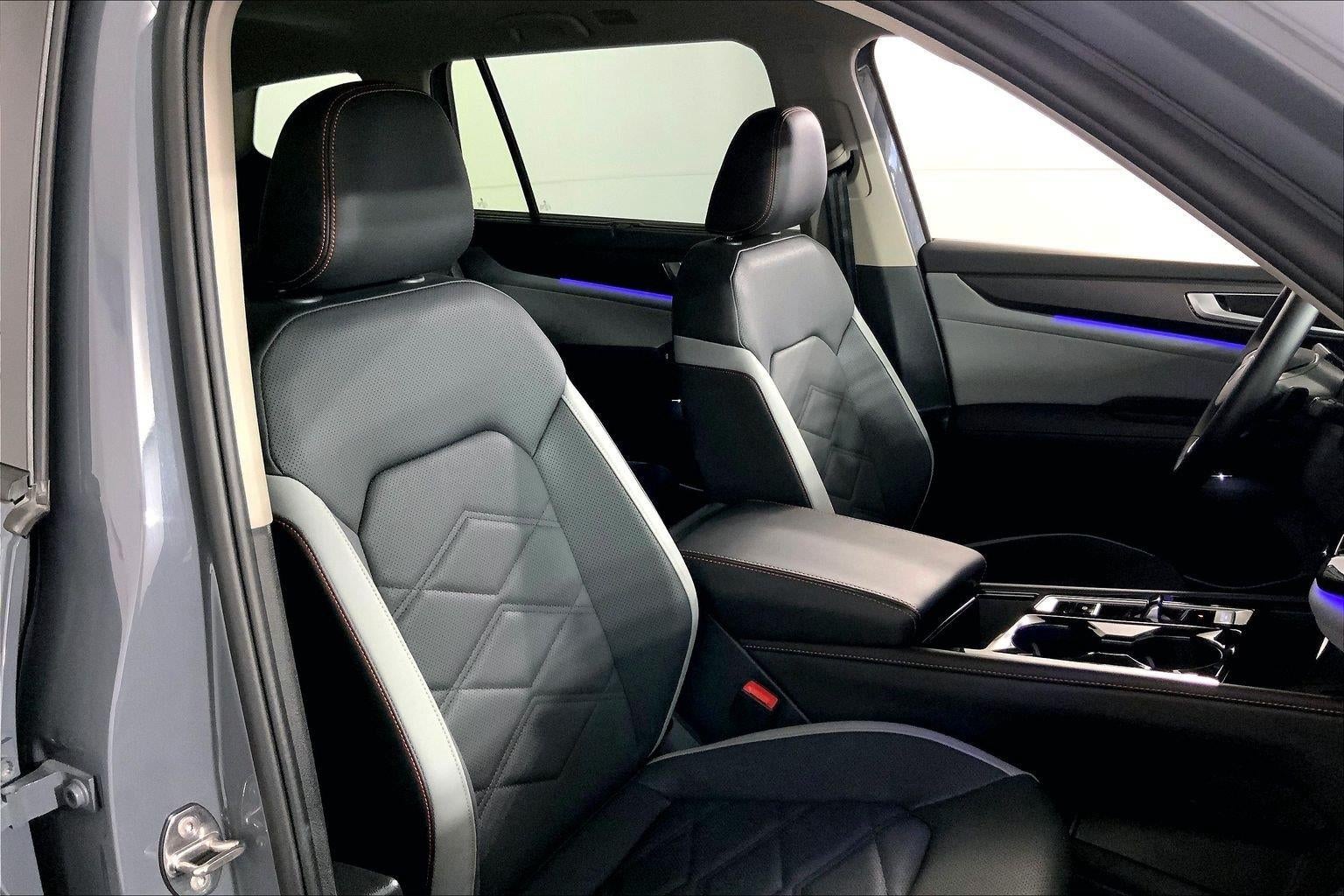 2025 Volkswagen Atlas 2.0T Peak Edition