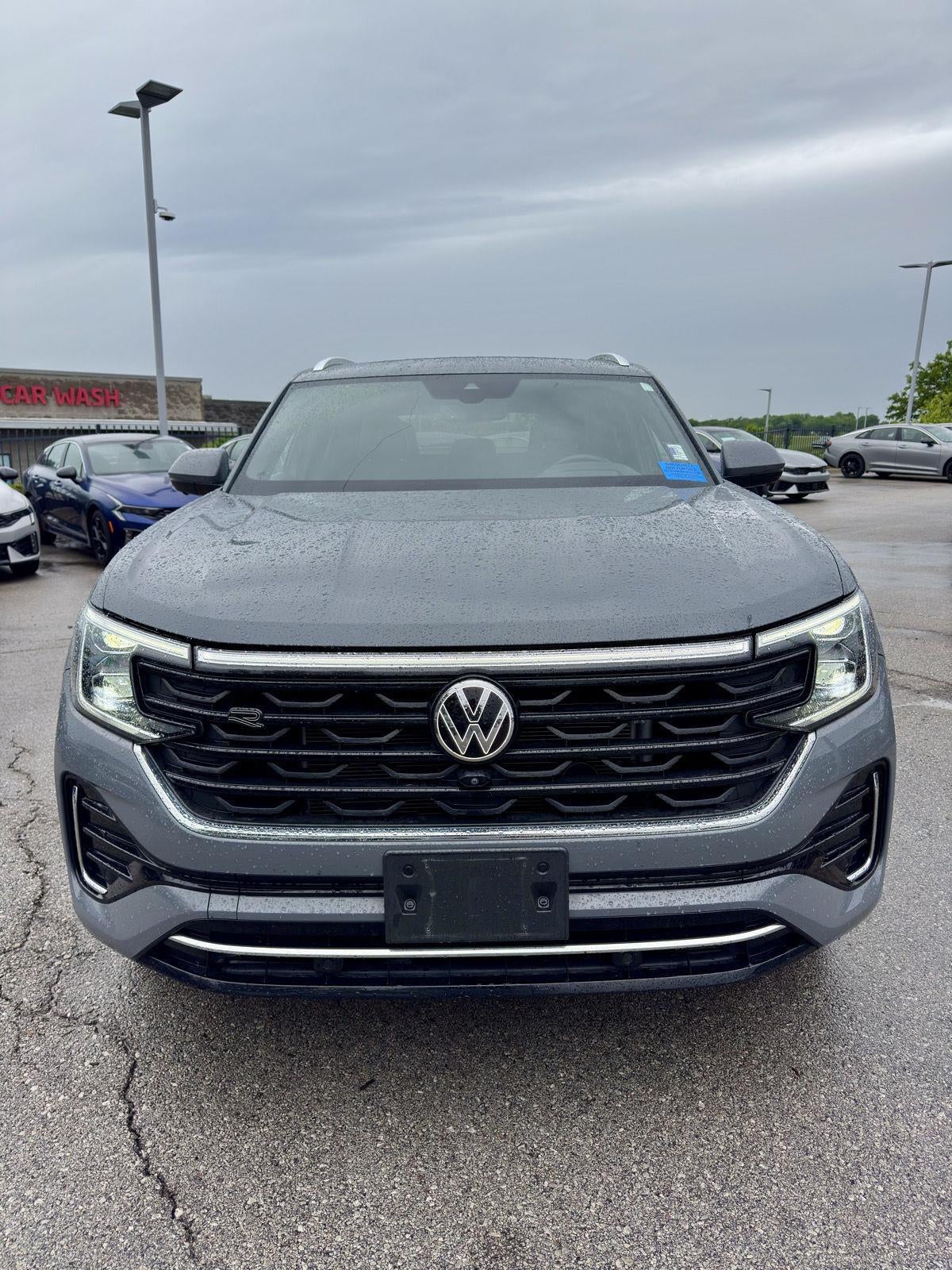 2024 Volkswagen Atlas Cross Sport 2.0T SEL Premium R-Line