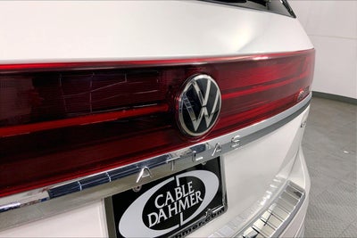 2024 Volkswagen Atlas 2.0T SEL Premium R-Line