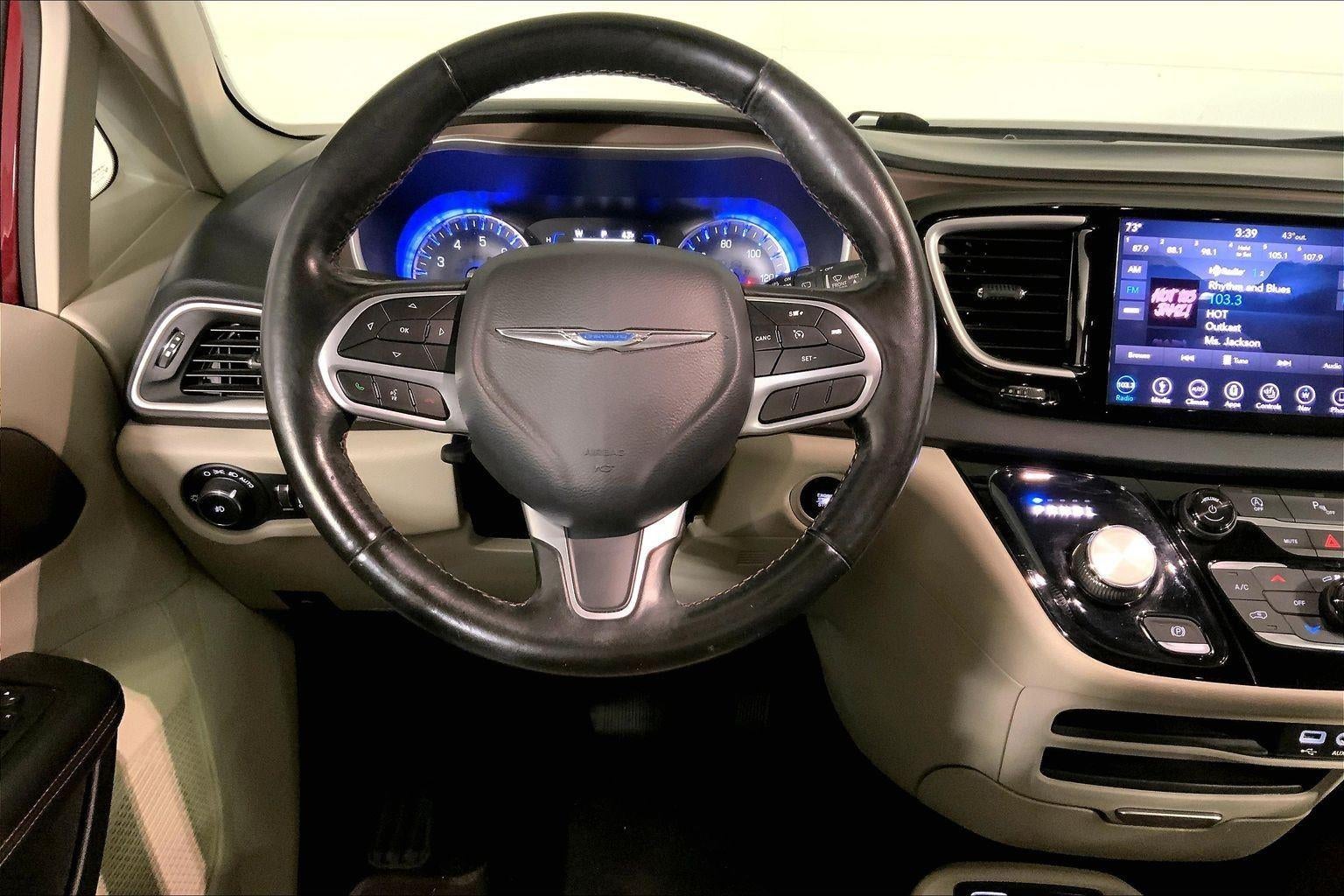 2019 Chrysler Pacifica Touring L