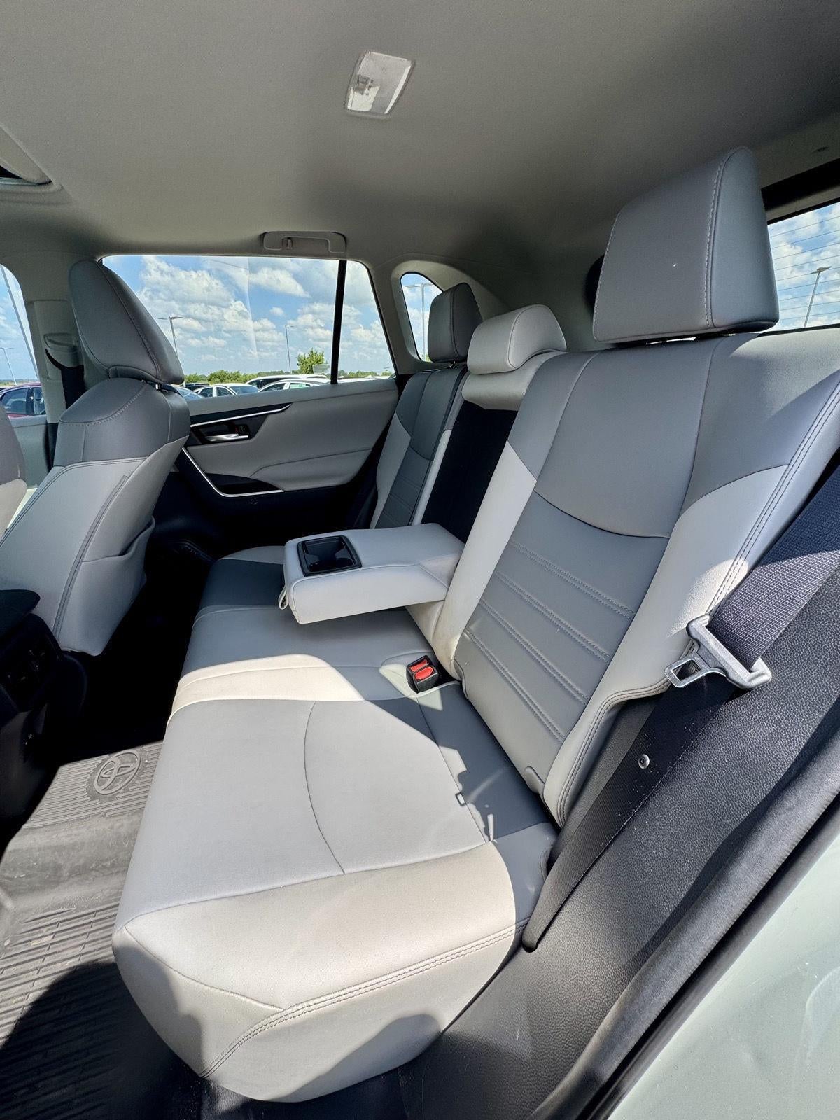 2021 Toyota RAV4 XLE Premium
