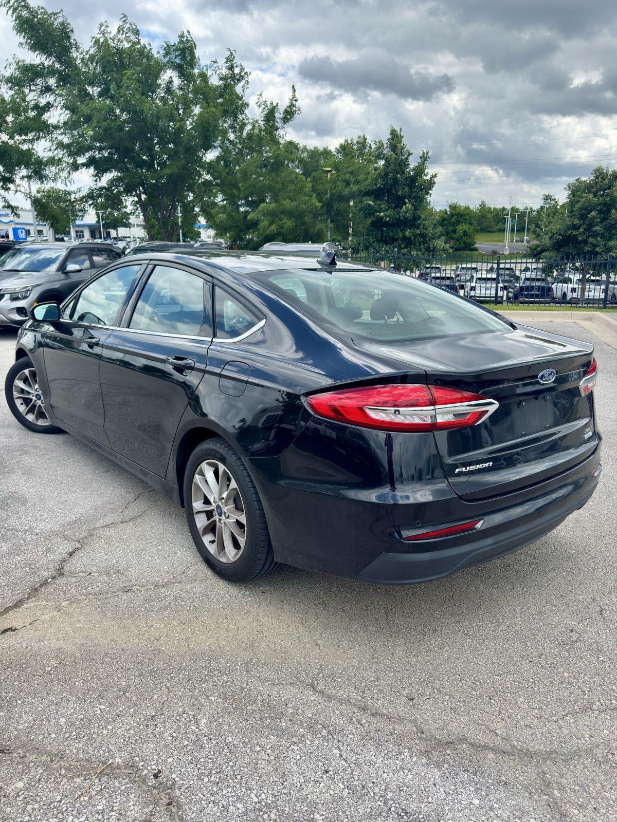 2020 Ford Fusion SE