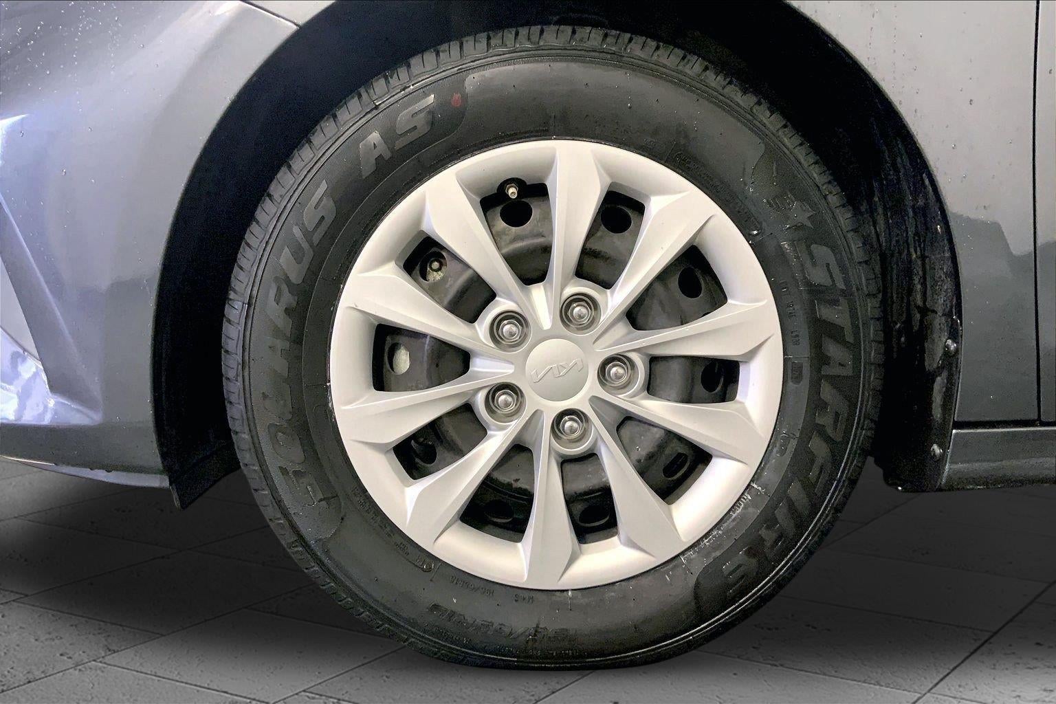 2024 Kia Forte LX