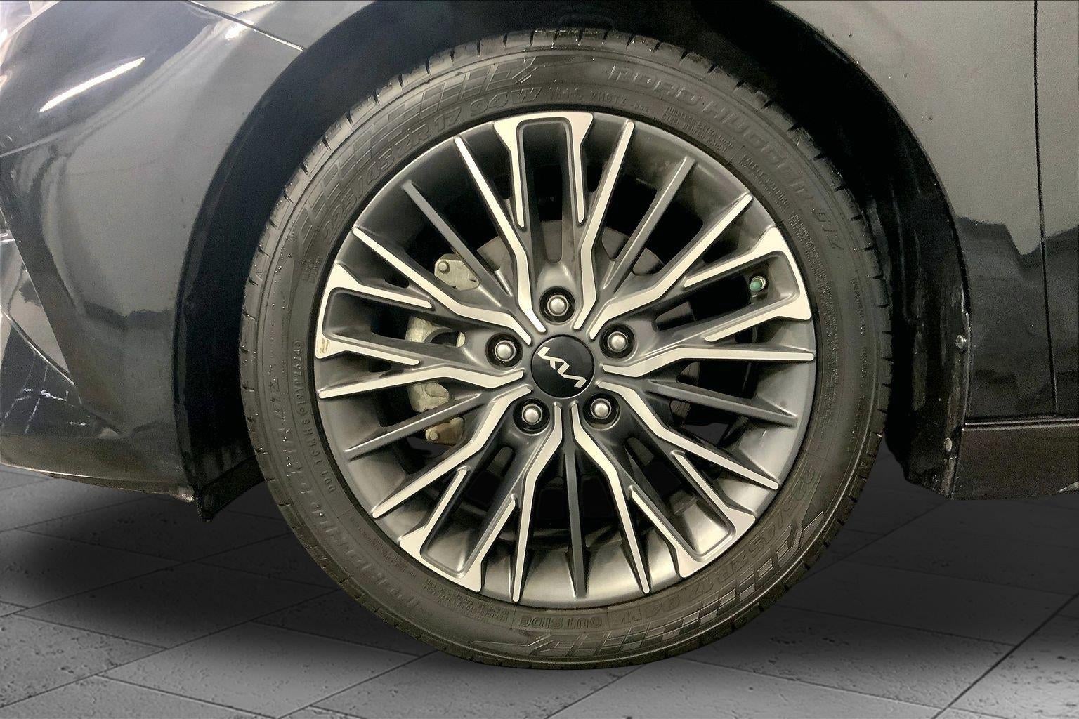 2023 Kia Forte GT-Line