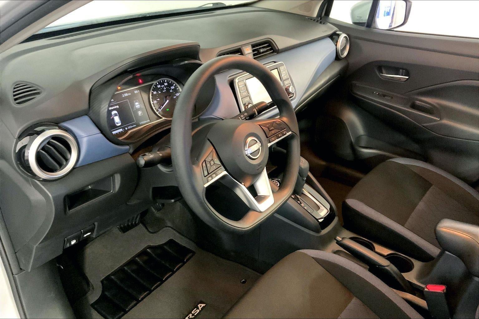 2025 Nissan Versa SV