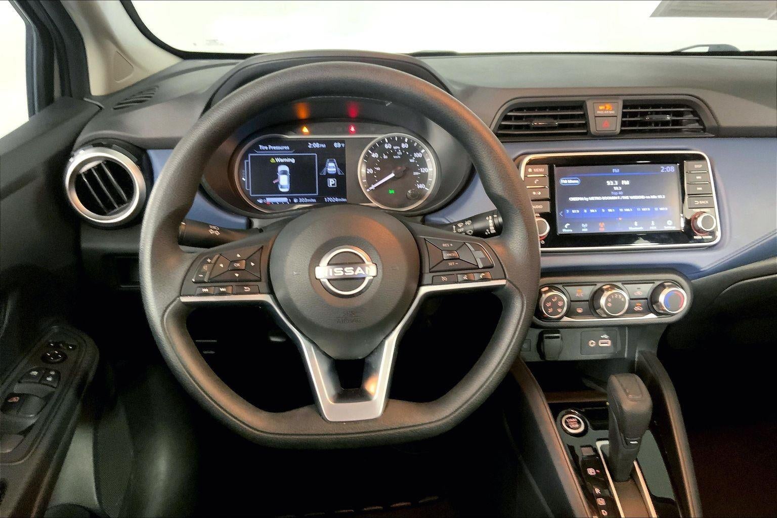 2025 Nissan Versa SV