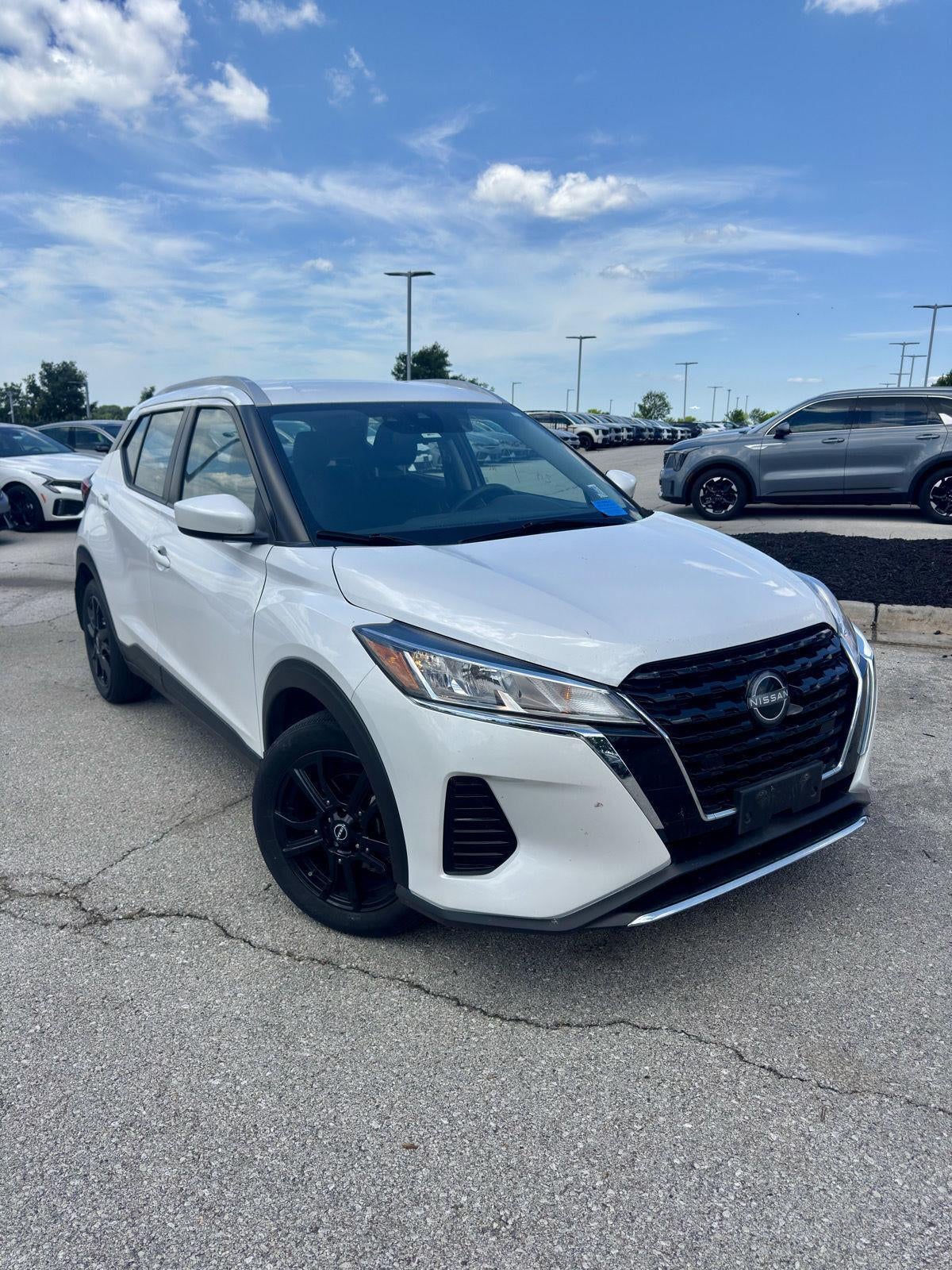 2022 Nissan Kicks SV
