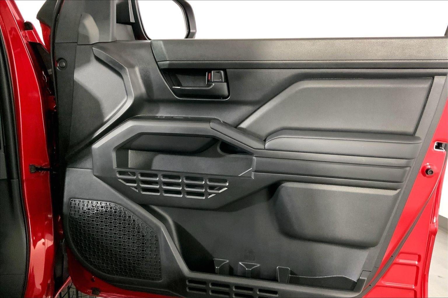 2025 Toyota Tacoma SR