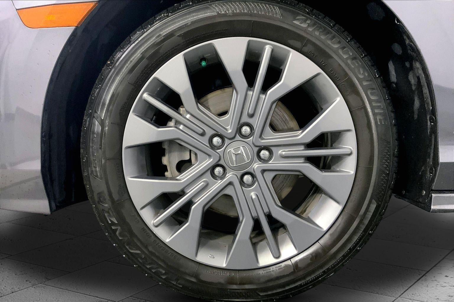 2025 Honda Odyssey Touring