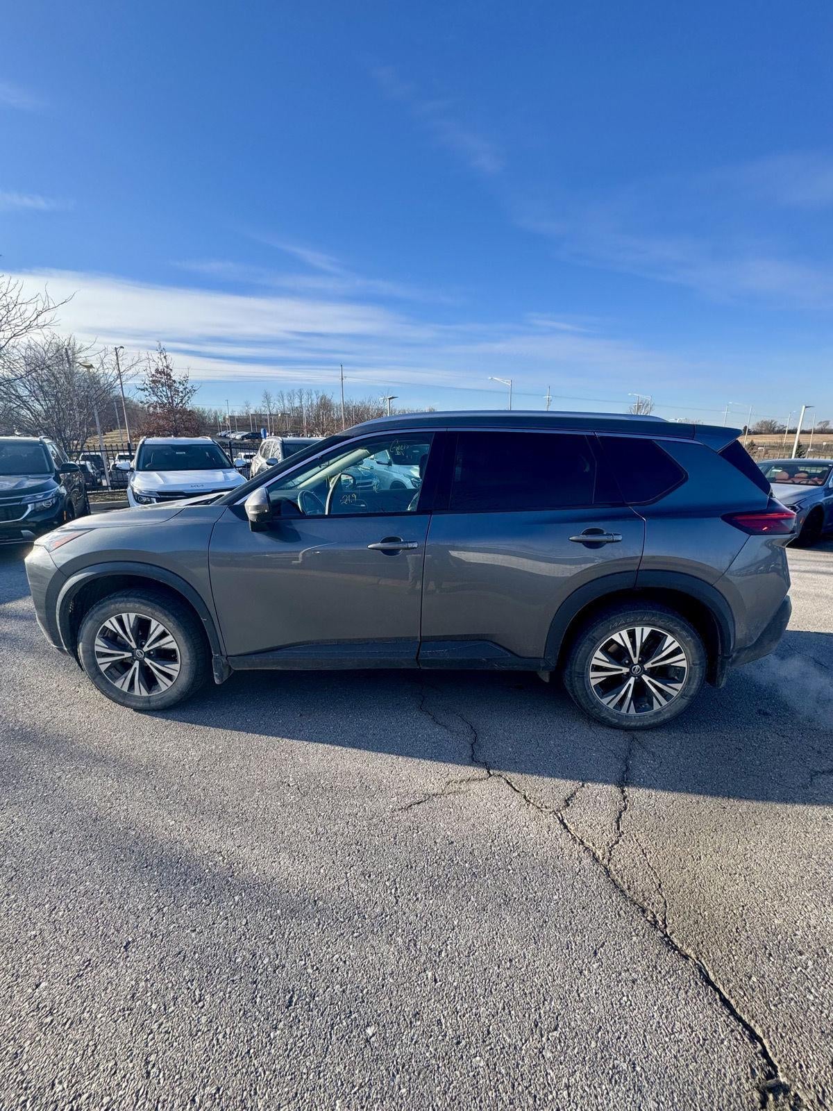 2021 Nissan Rogue SV
