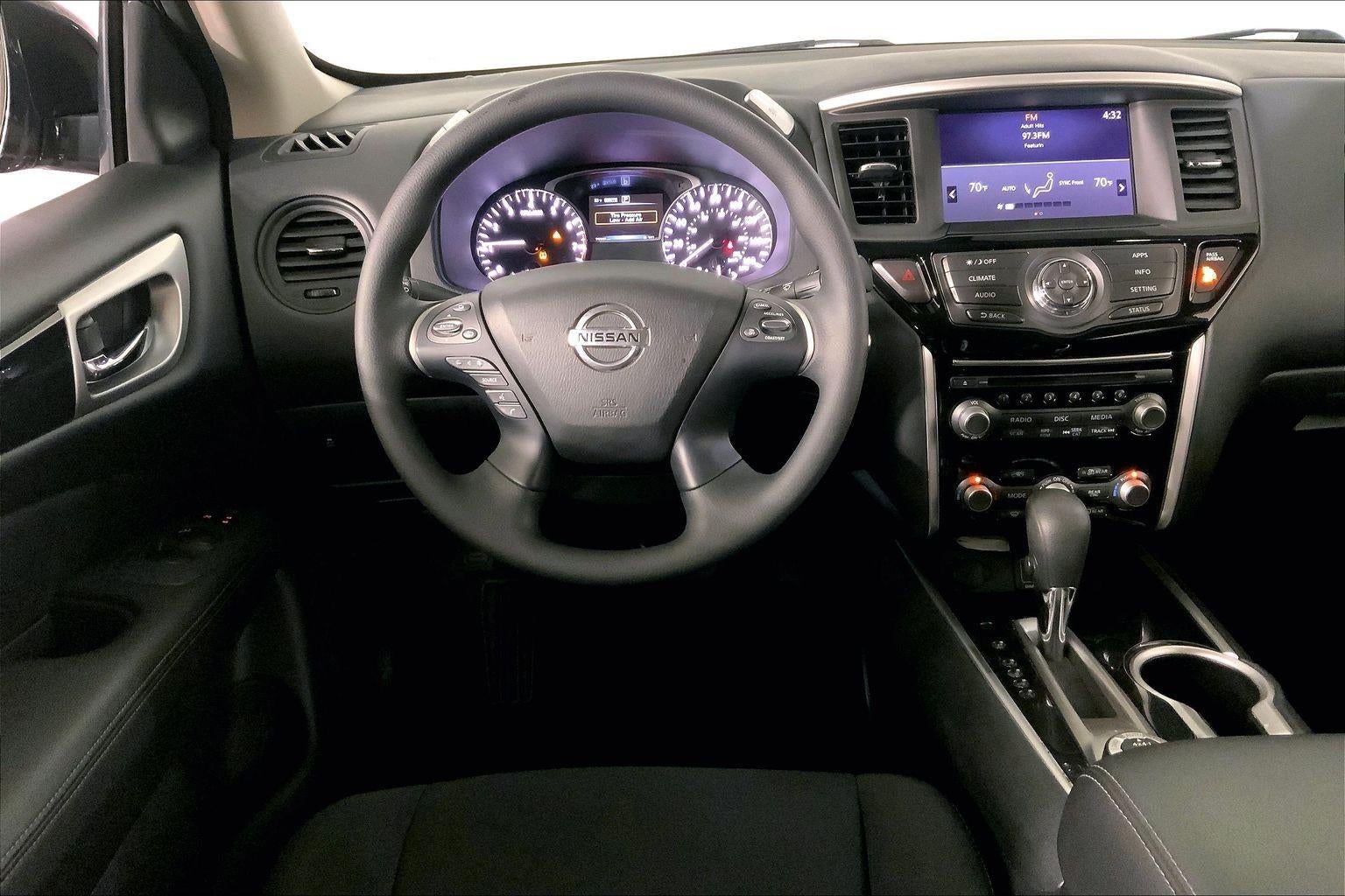 2020 Nissan Pathfinder S