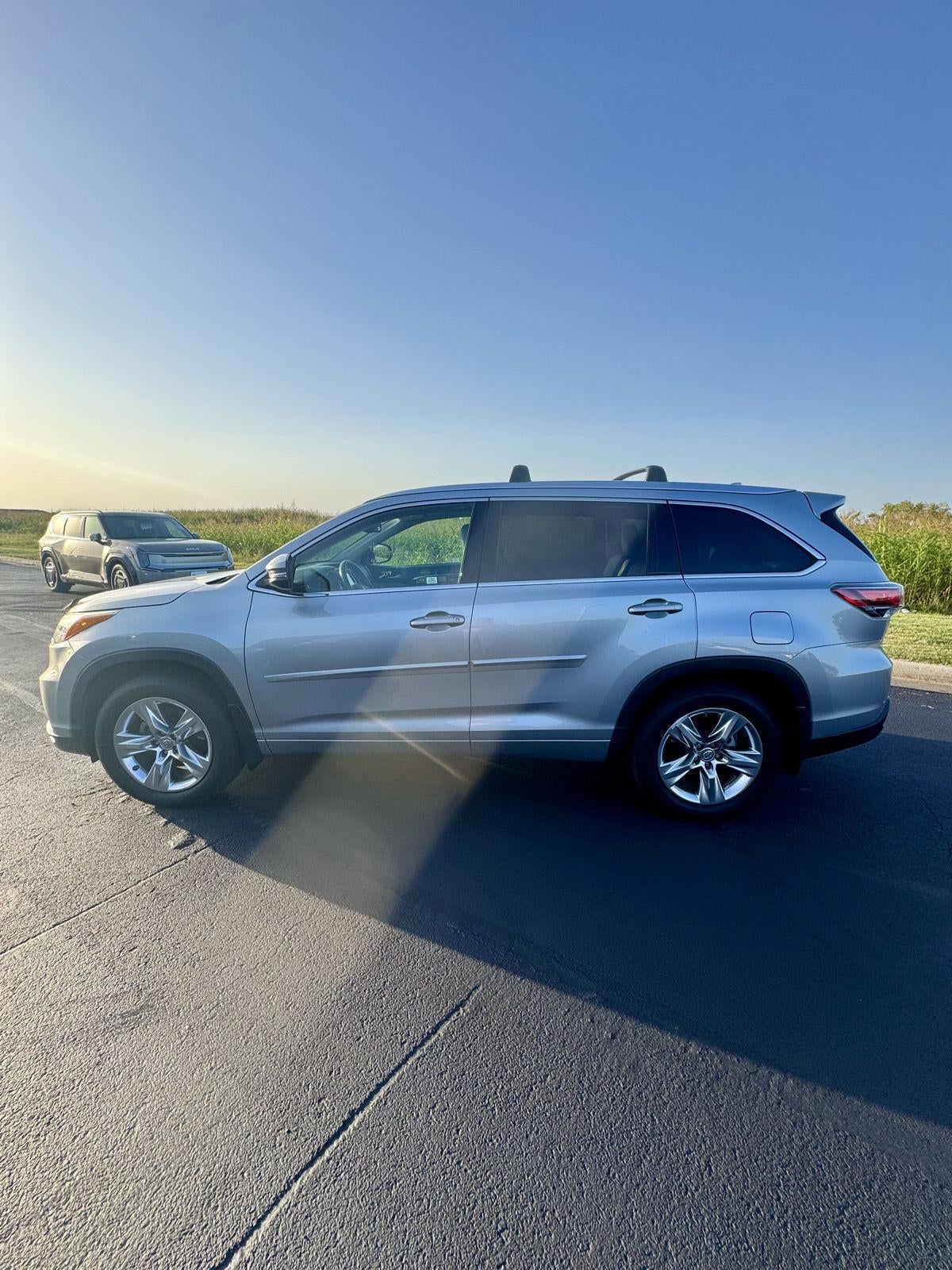 2015 Toyota Highlander Limited Platinum