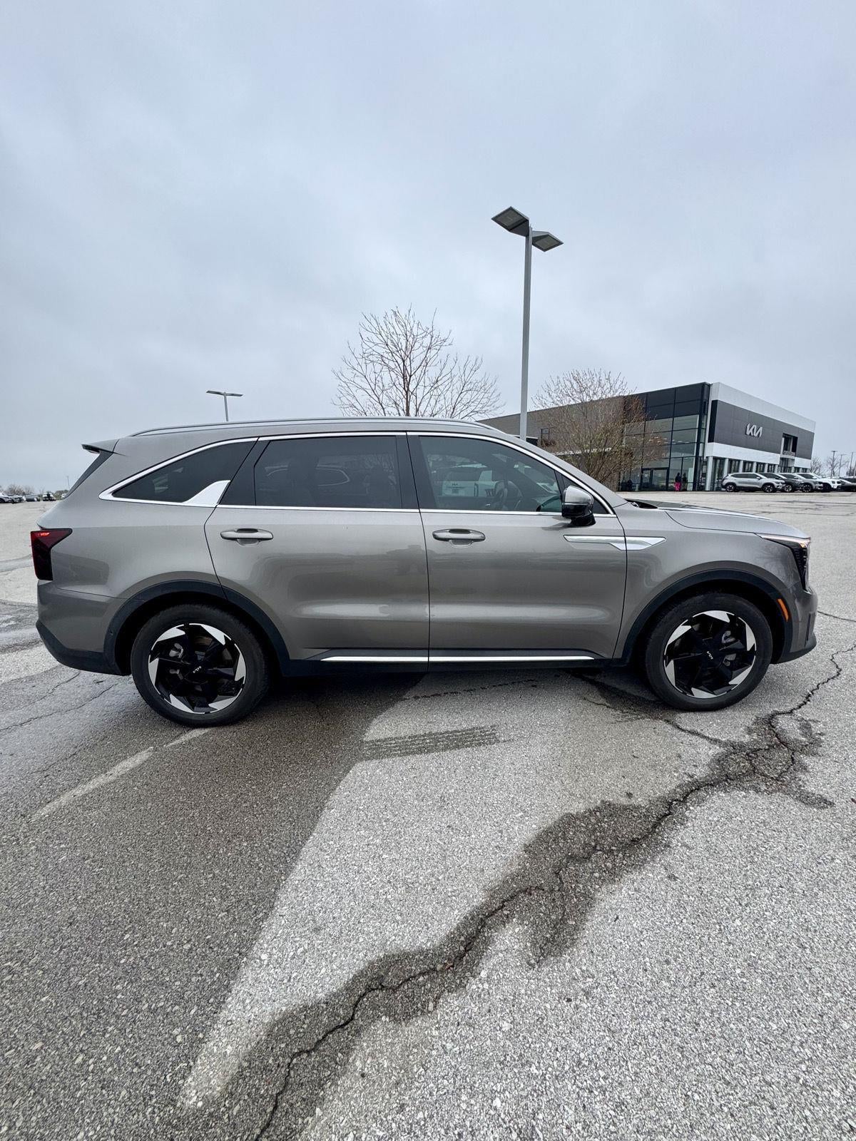 2025 Kia SORENTO X-LINE EX