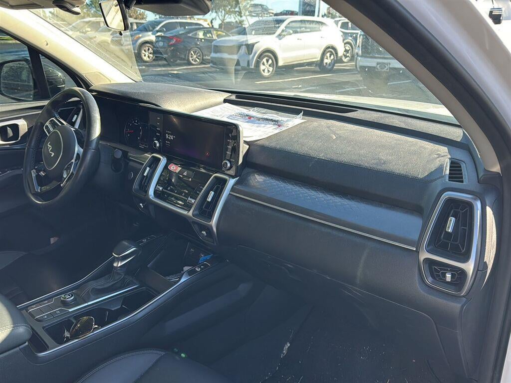 2023 Kia Sorento S