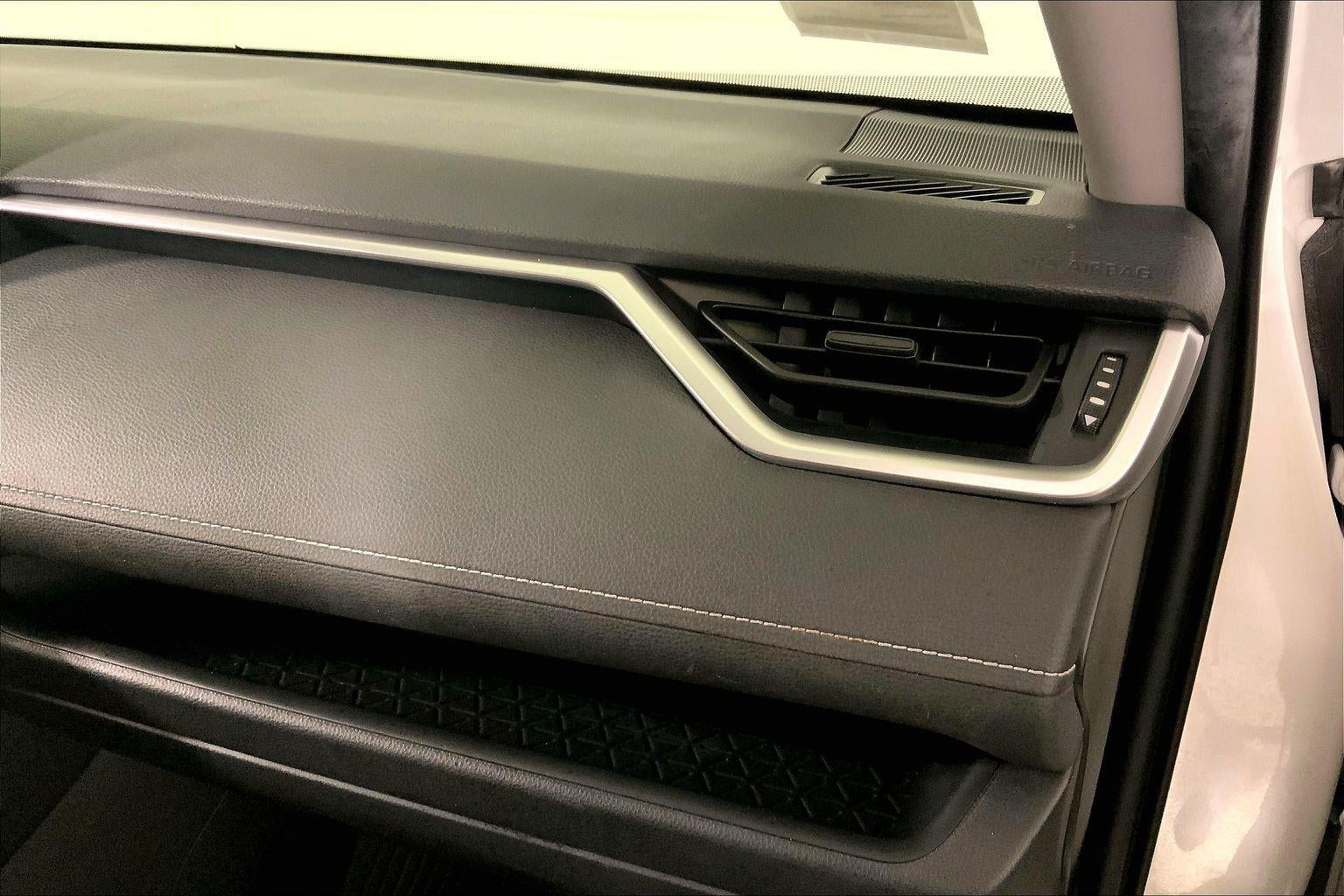 2019 Toyota RAV4 Hybrid LE