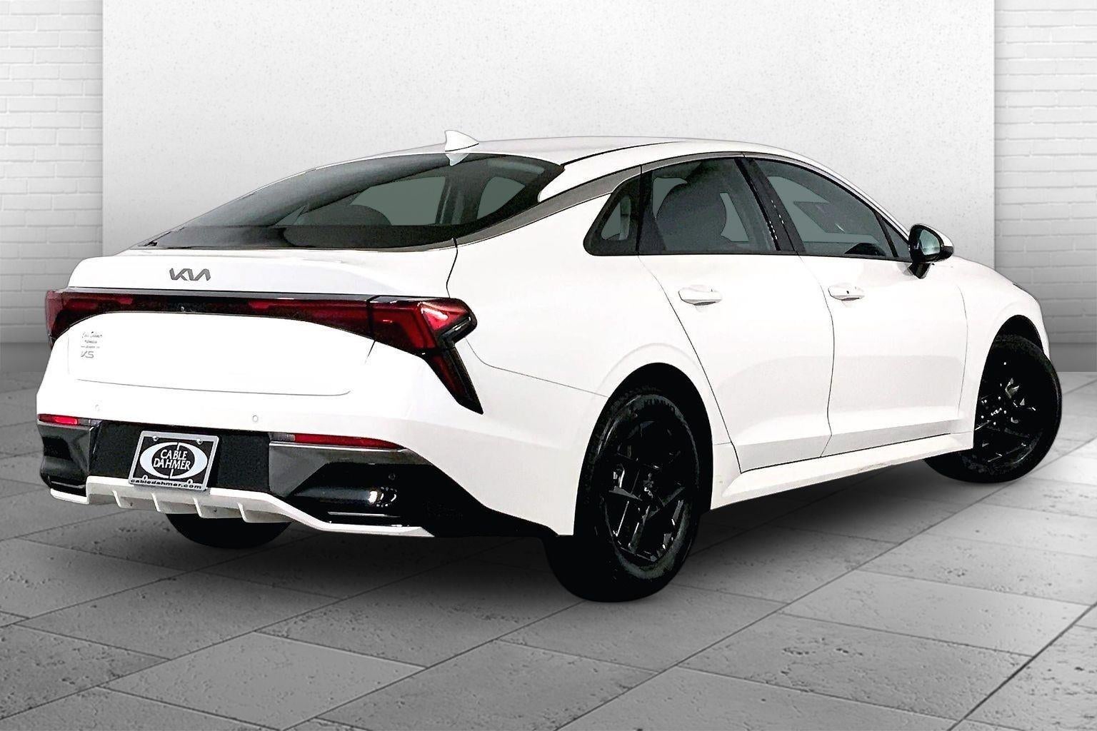 2025 Kia K5 LXS
