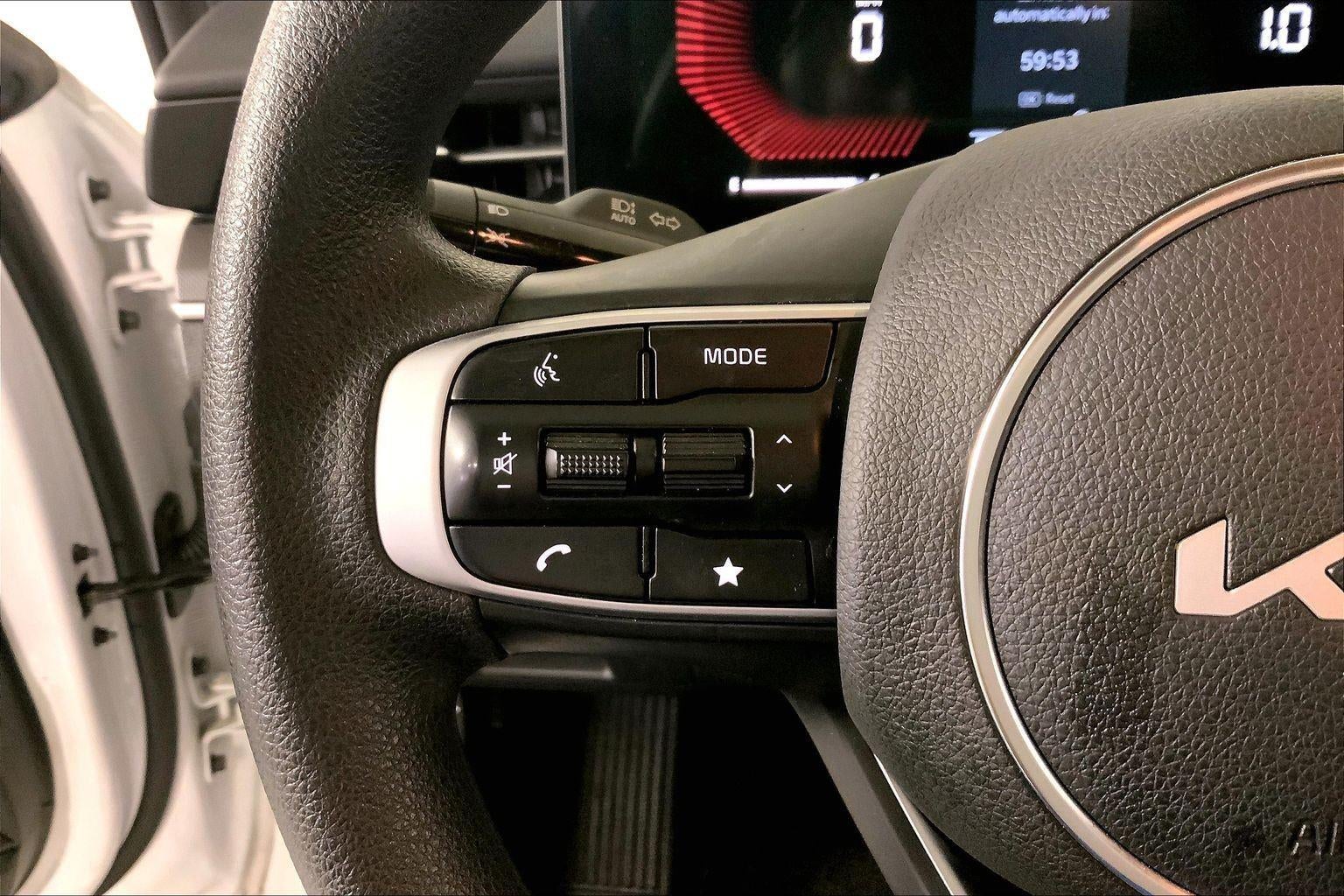 2025 Kia K5 LXS