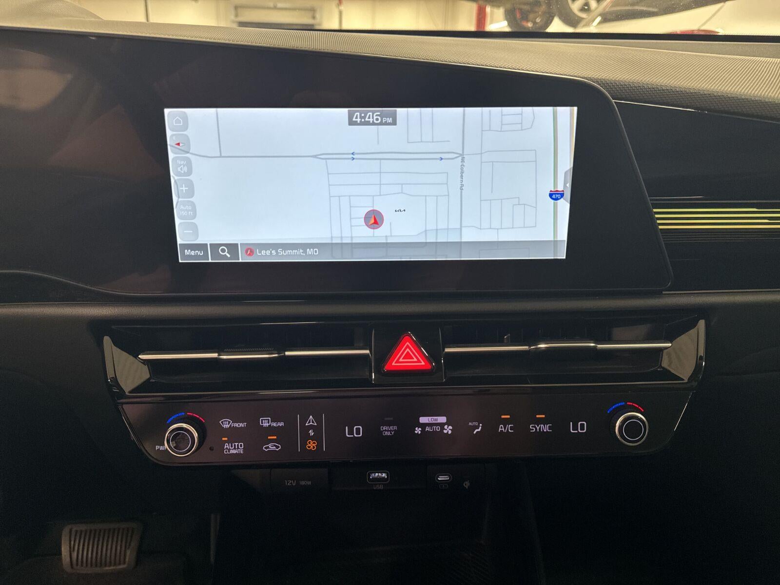 2024 Kia Niro SX