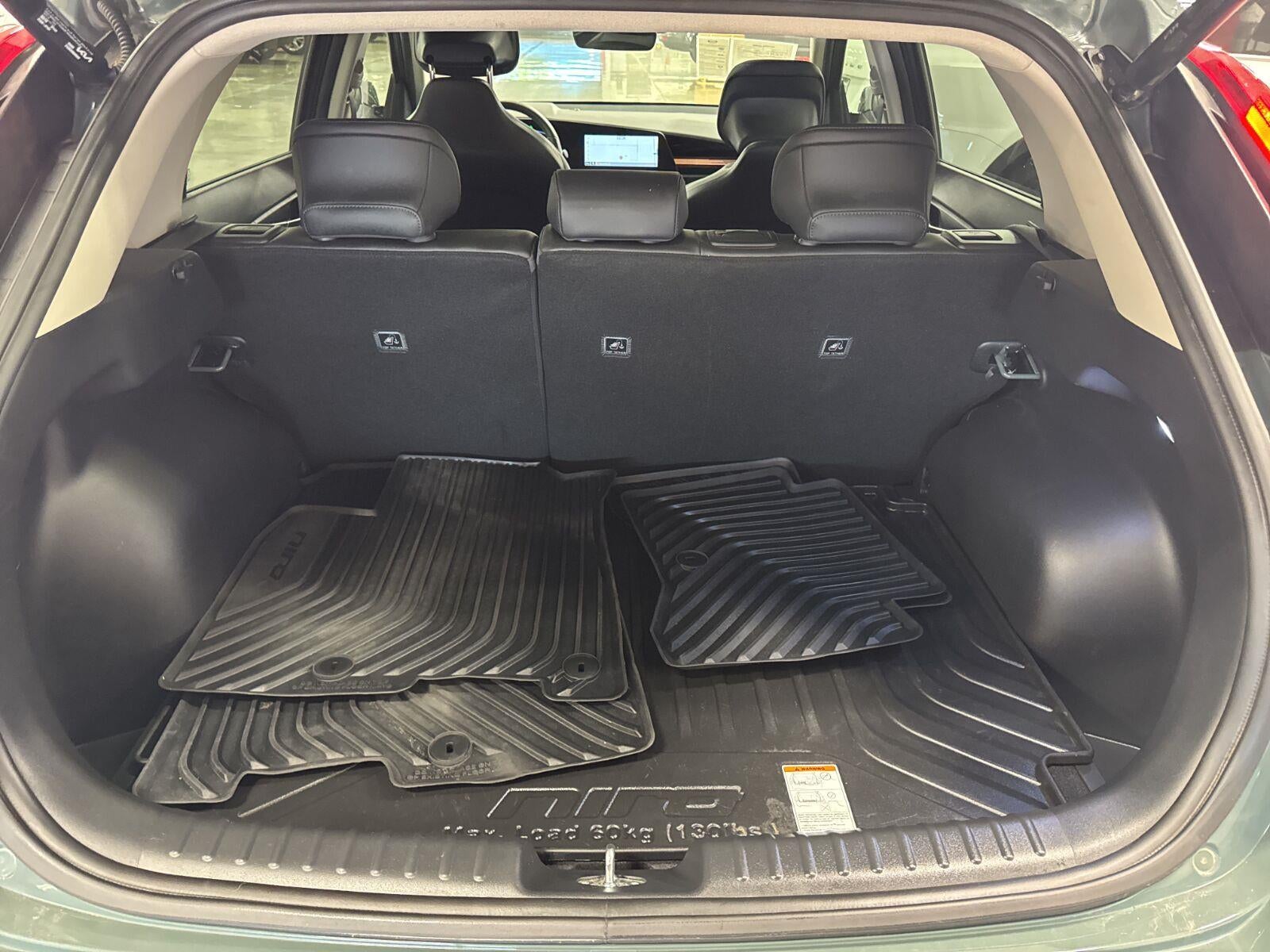 2024 Kia Niro SX