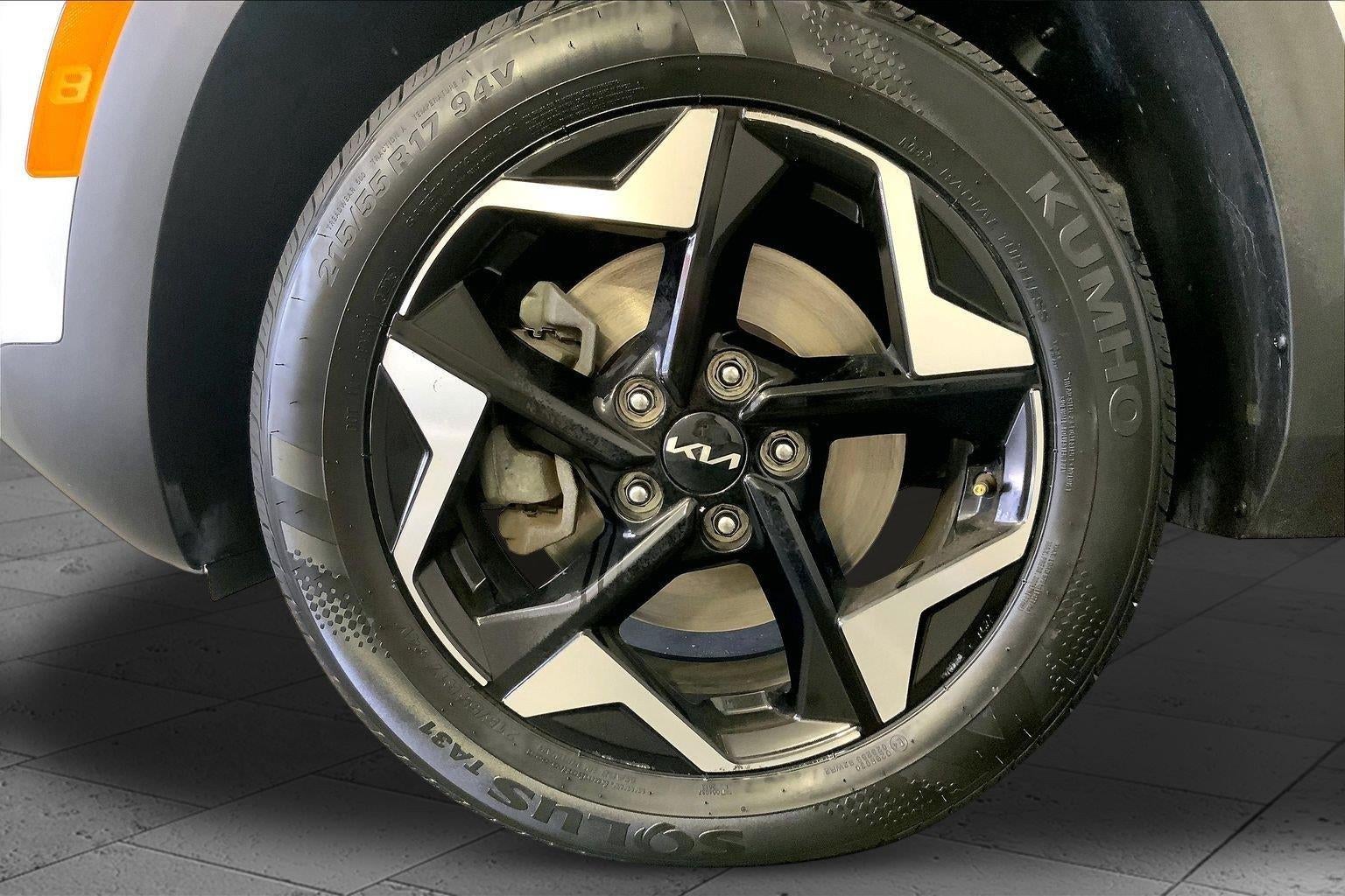 2024 Kia Seltos EX