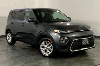 2022 Kia SOUL LX