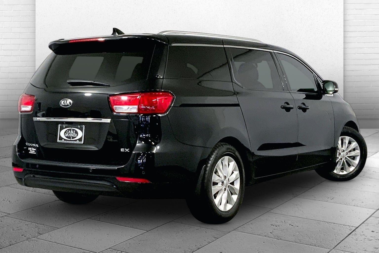 2017 Kia Sedona EX