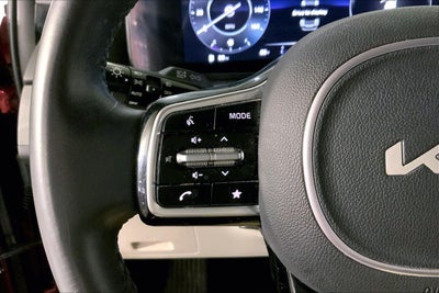 2023 Kia Carnival SX