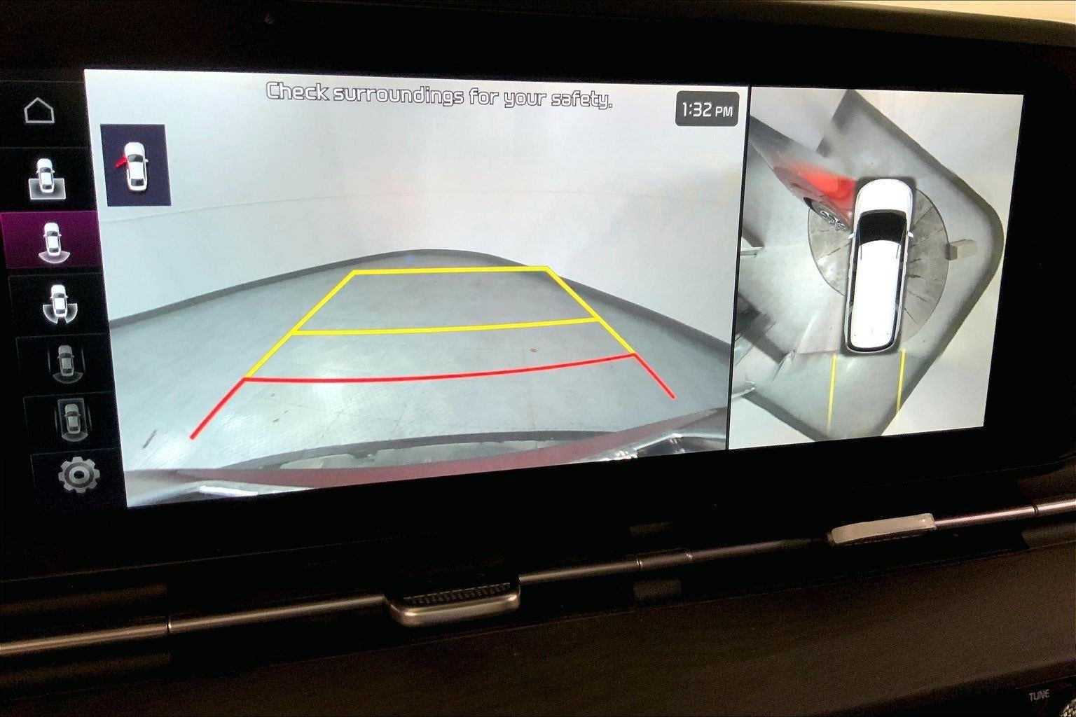 2023 Kia Carnival SX