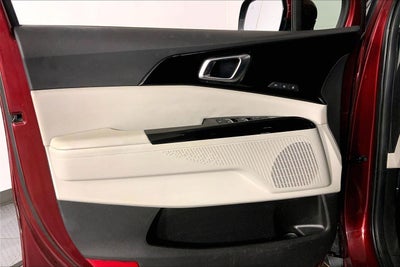 2023 Kia Carnival SX