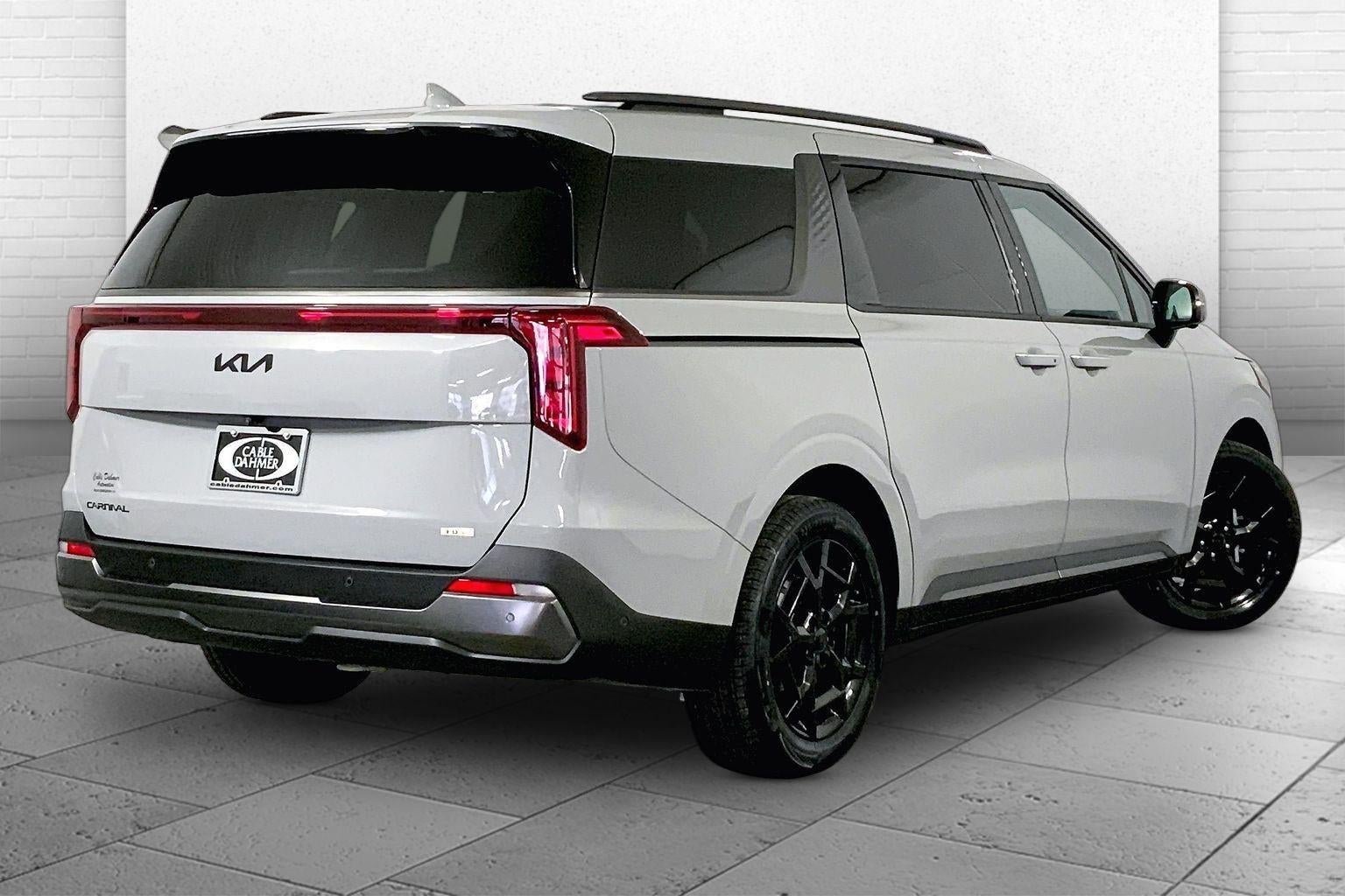 2025 Kia Carnival Hybrid SX