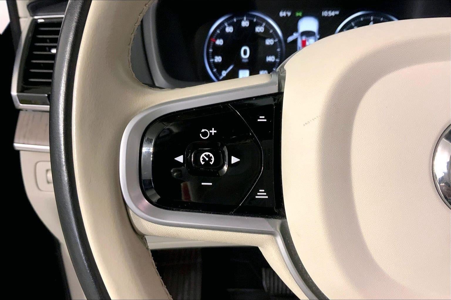 2021 Volvo XC90 Inscription