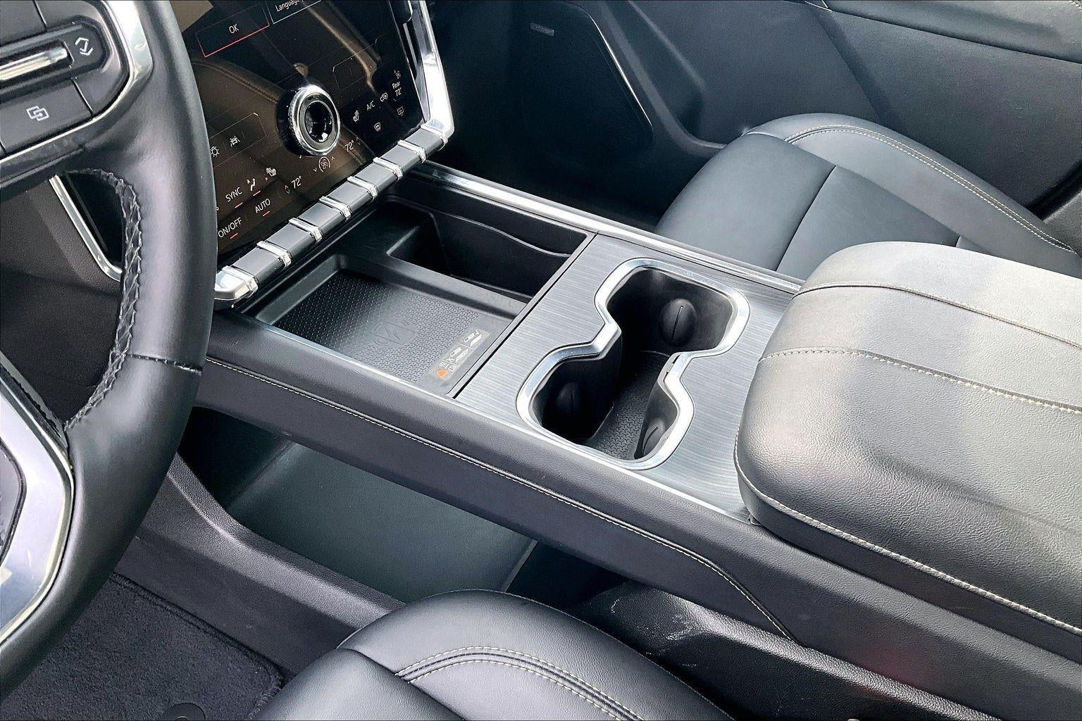 2024 GMC Acadia Elevation