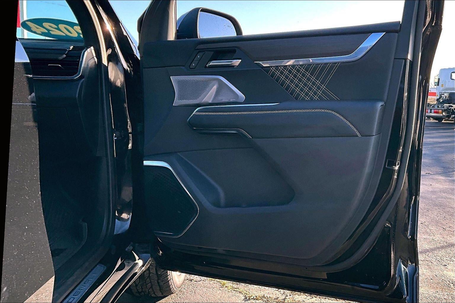 2024 GMC Acadia Denali