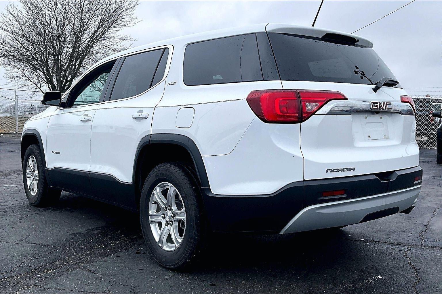 2019 GMC Acadia SLE
