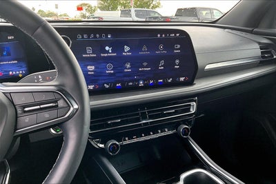 2024 Chevrolet Traverse LS