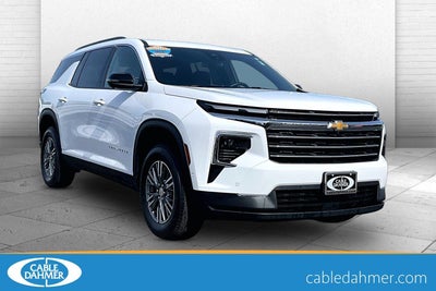 2024 Chevrolet Traverse LT
