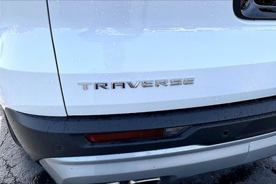 2024 Chevrolet Traverse LT