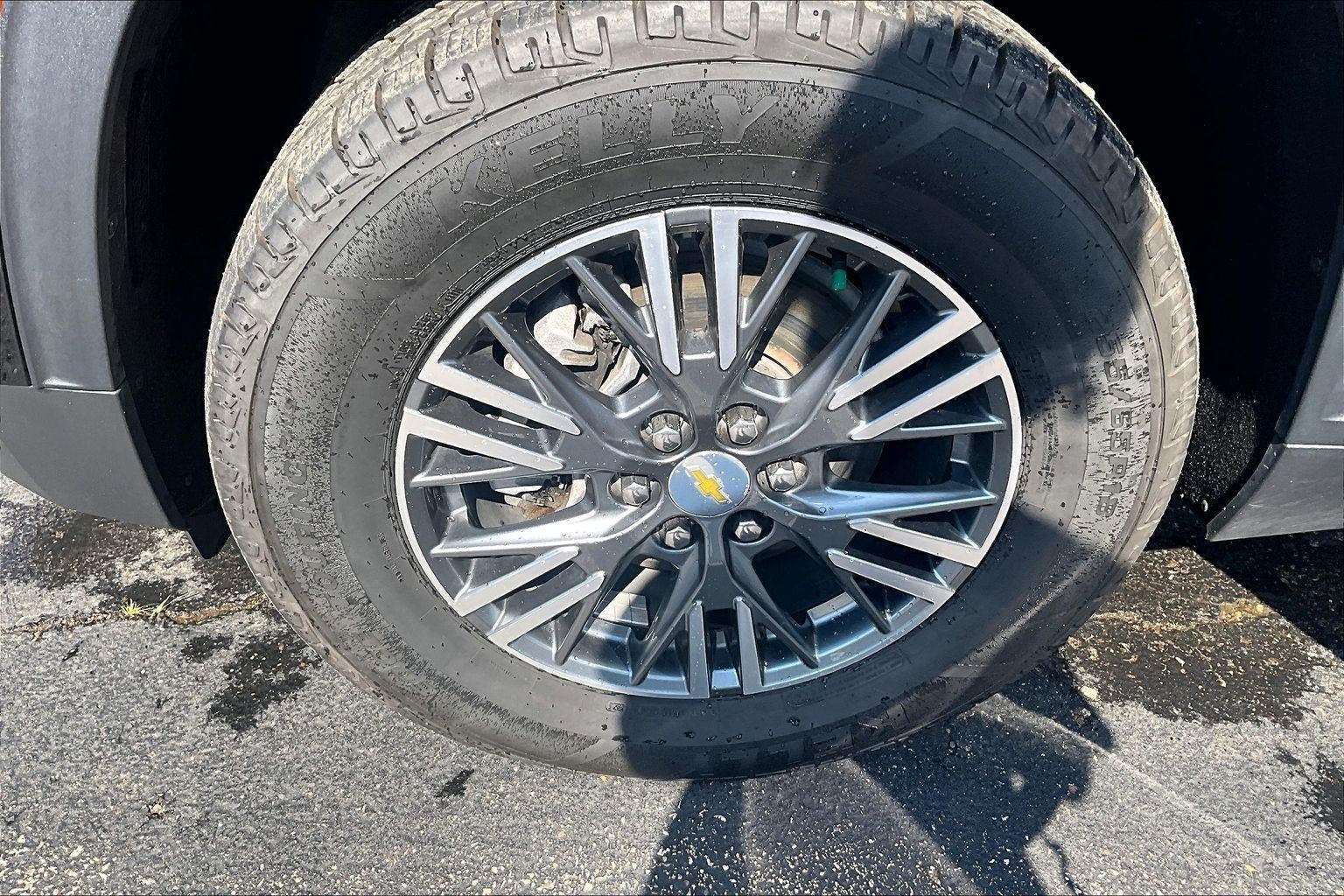 2024 Chevrolet Traverse LT