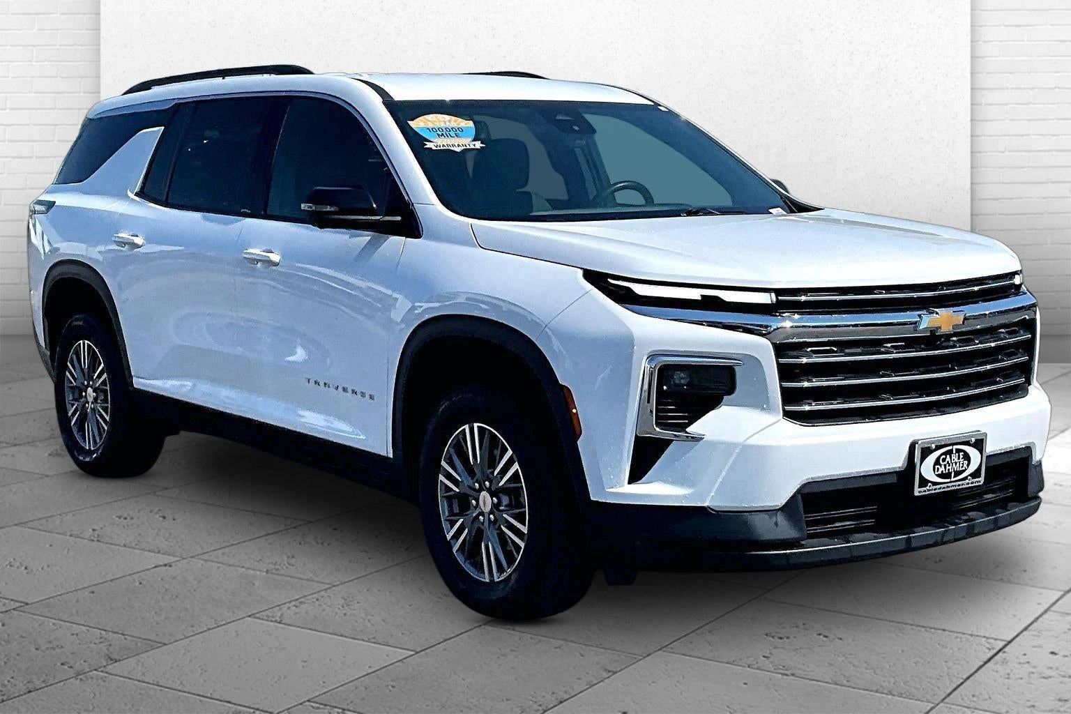 2024 Chevrolet Traverse LT