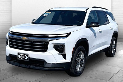 2024 Chevrolet Traverse LT