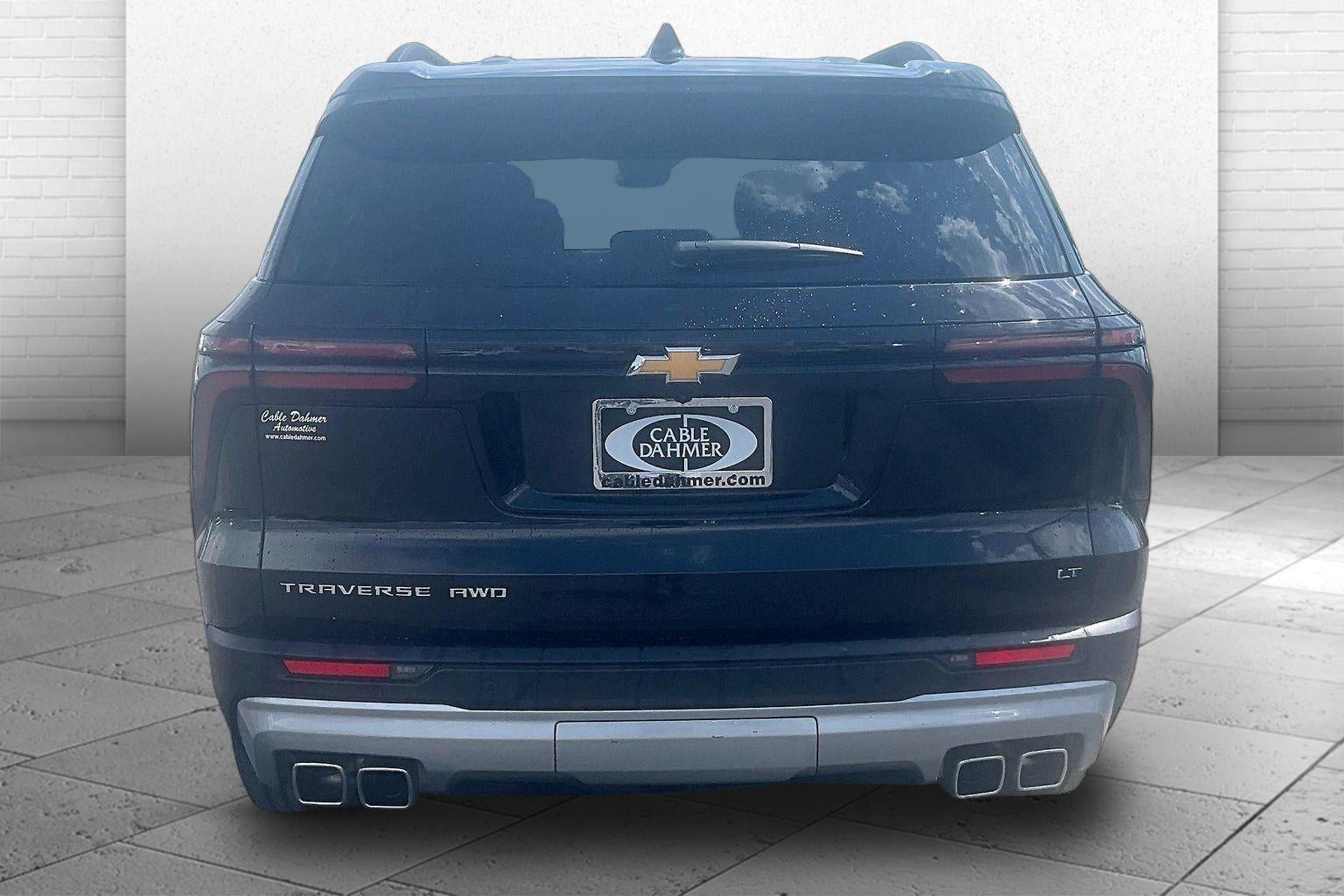 2024 Chevrolet Traverse LT