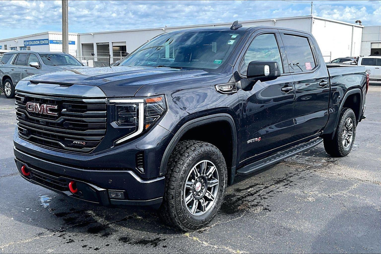 2024 GMC Sierra 1500 AT4