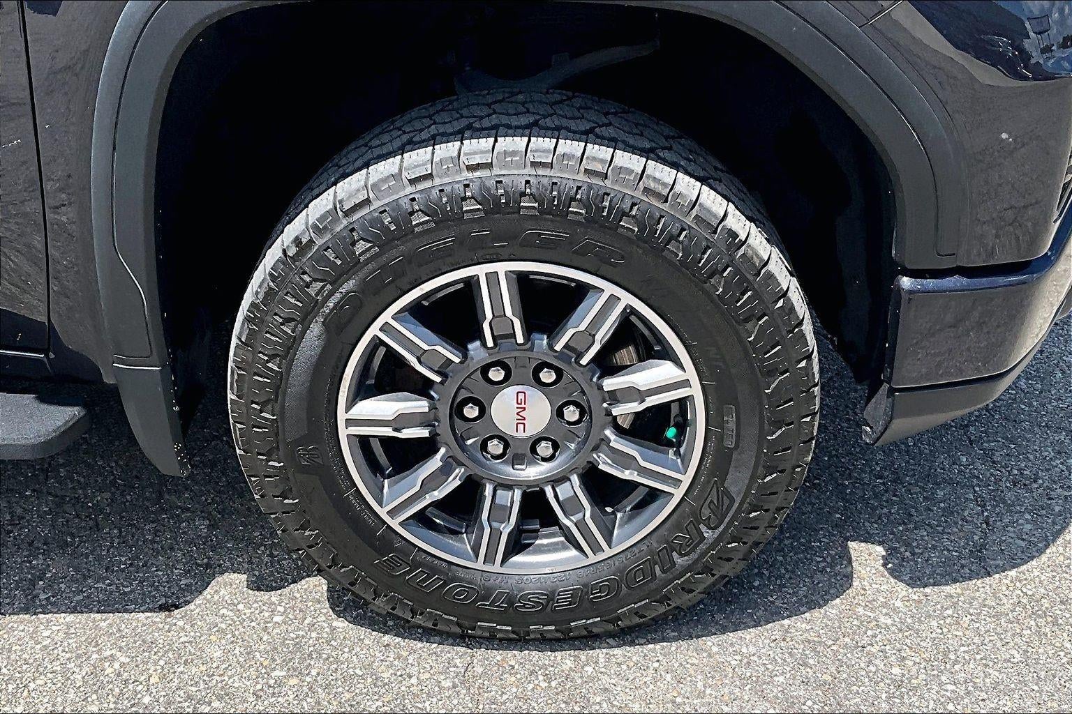 2024 GMC Sierra 1500 AT4